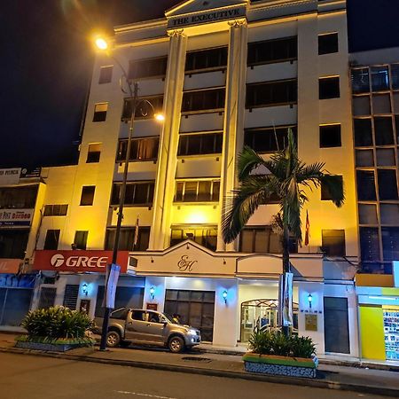 The Executive Hotel Lahad Datu Eksteriør bilde