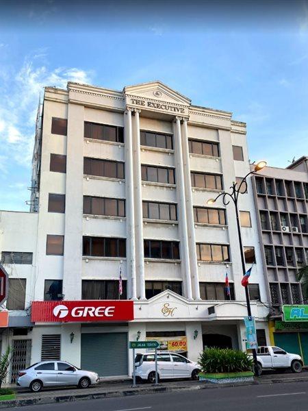 The Executive Hotel Lahad Datu Eksteriør bilde